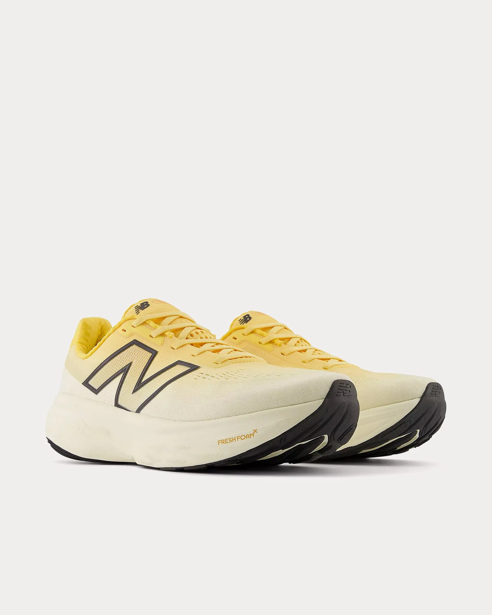 Fresh Foam X 1080v14 Clementine / Angora / Black Cement Running Shoes