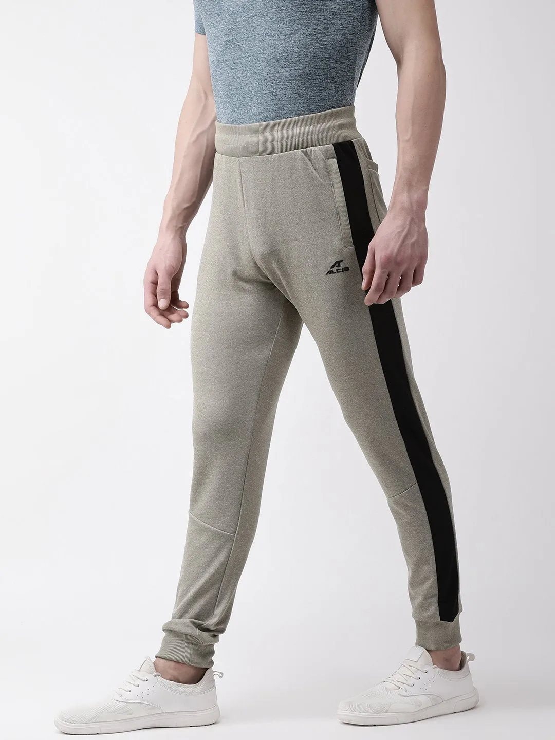 Men Olive Solid Track Pant