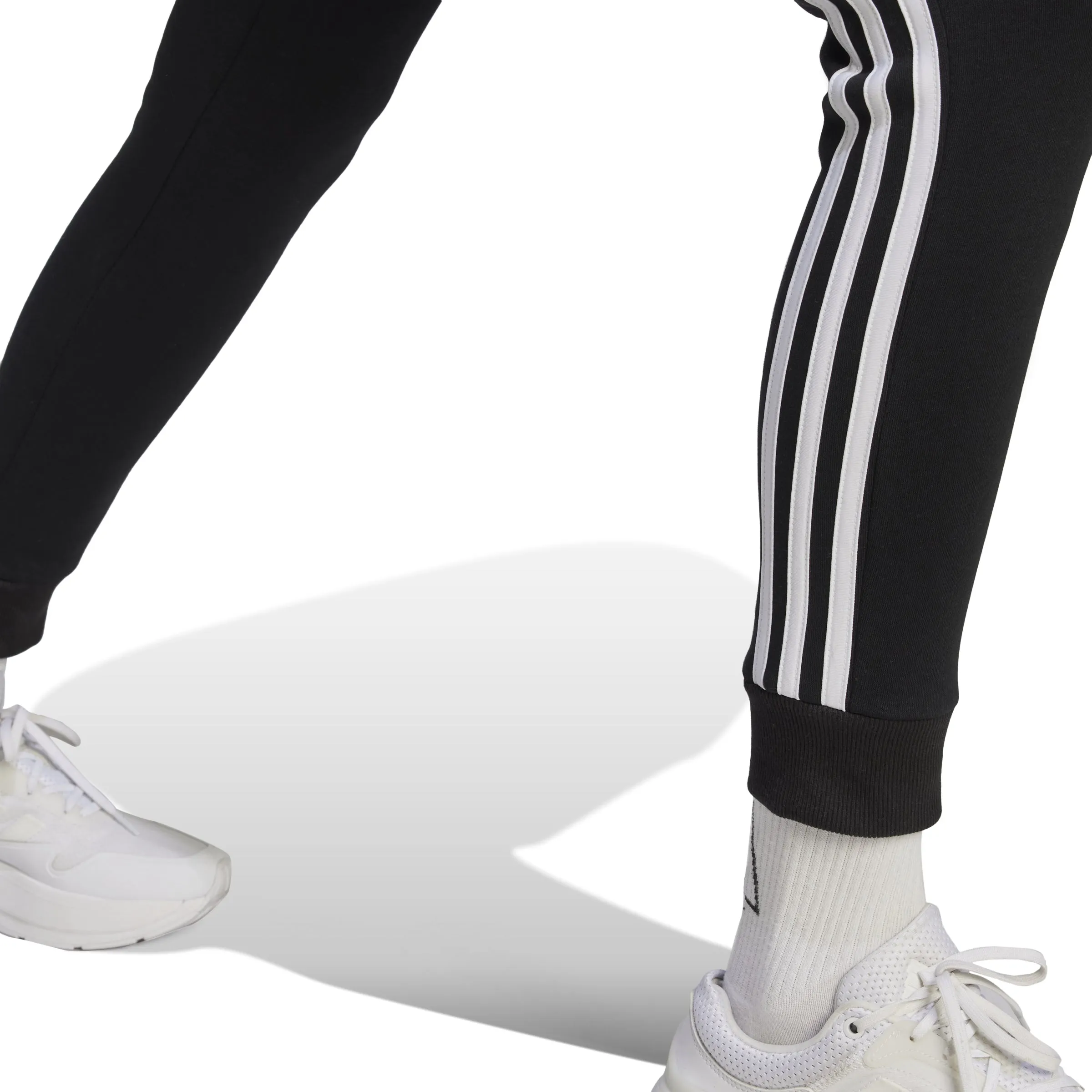 Women's Adidas Essentials 3-Stripes Fleece Jogger