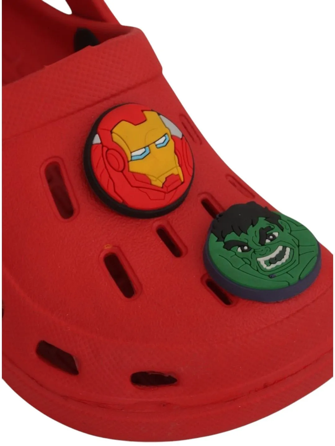 Yellow Bee Boys’ Marvel Avengers Clogs with Iron Man, Hulk & Captain America Charms – Red